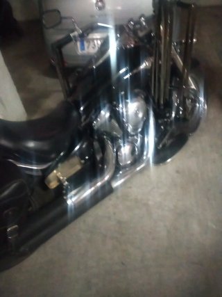 Moto Cruiser Negra y Plateada