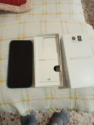 Motorola Moto G77