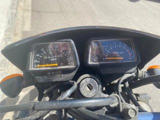 Yamaha Trail 4tiempos Moto Negra y Azul