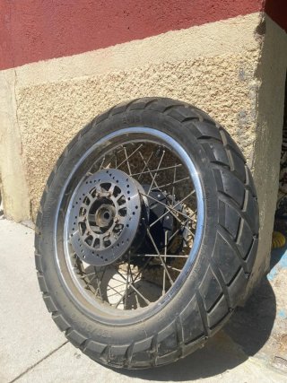 Yamaha Trail 4tiempos Moto Negra y Azul