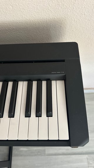 Yamaha P-45 Piano Digital