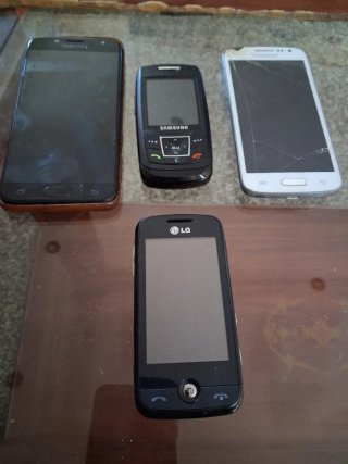 Teléfonos para piezas LG y Samsung