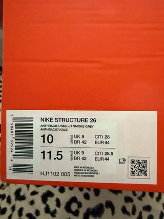 Zapatillas Nike Structure 26 Talla 44, nuevo