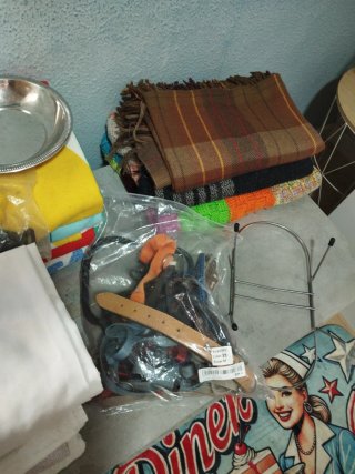 Regalo material protectora,casa de acogida perros.