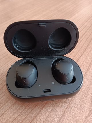 Auriculares Samsung SM-R170 Negros