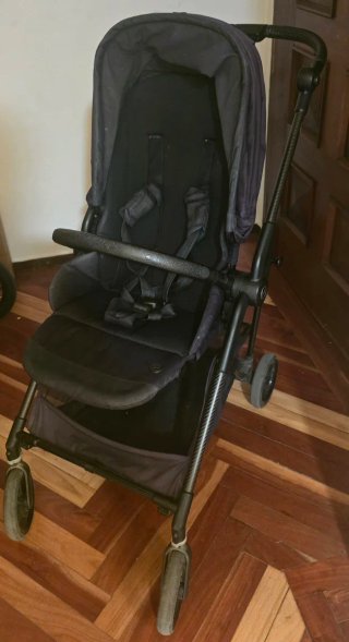 Silla Cybex Melio Carbon Negra con Capazo