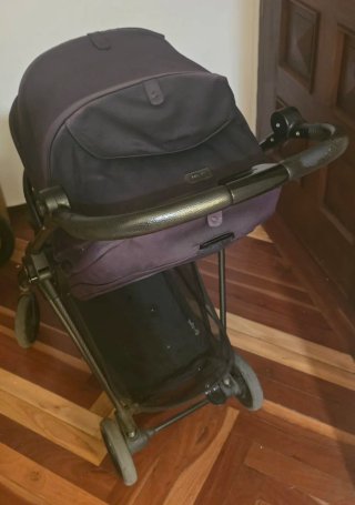 Silla Cybex Melio Carbon Negra con Capazo