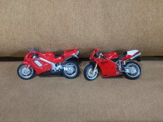 2 Motos Maisto - Honda y Ducati 998R