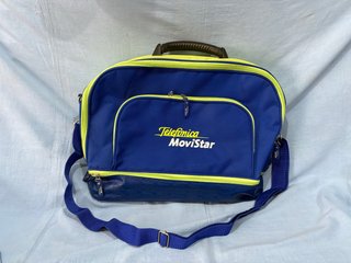 Bolso azul y verde nuevo