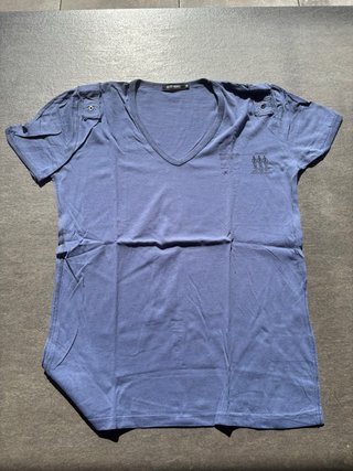 Vendo i miei vestiti