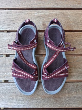 Sandalias Cangrejeras Quechua Moradas