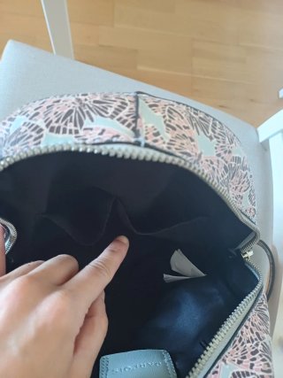 Mochila urbana Parfois con su etiqueta. Sin uso.
