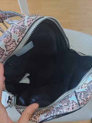 Mochila urbana Parfois con su etiqueta. Sin uso.