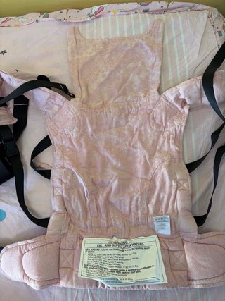 Mochila portabebés Fidella Fusion rosa