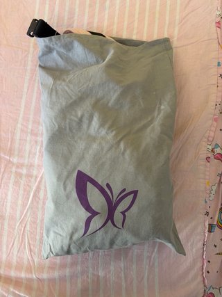 Mochila portabebés Fidella Fusion rosa