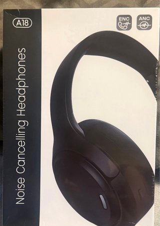 Auriculares A18 con Cancelación de Ruido