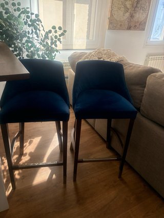 Sillas altas terciopelo azul