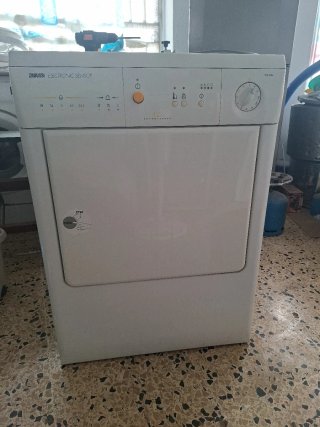 Secadora Zanussi Electronic Sensor