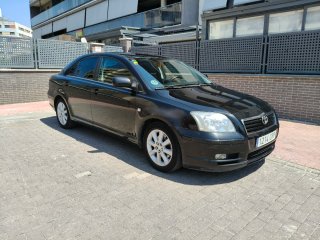 Toyota Avensis 2004