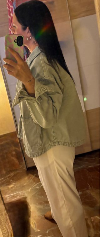 Chaqueta vaquera Zara verde