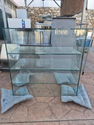 Vitrina expositora de cristal