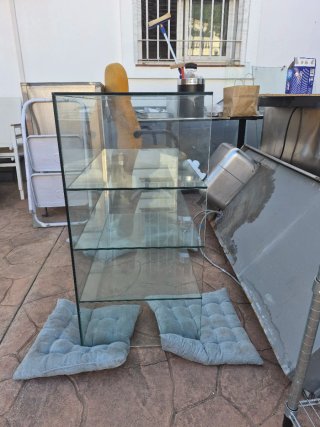 Vitrina expositora de cristal