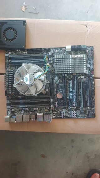 Placa Base Gigabyte y Tarjeta Gráfica NVIDIA