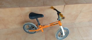 Bicicleta infantil naranja