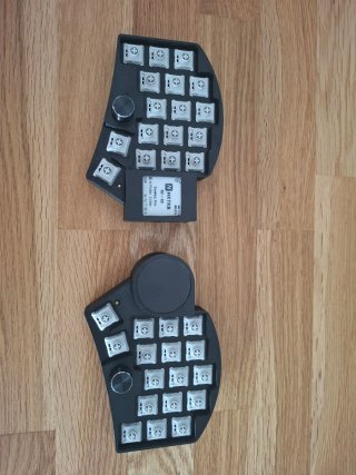 Teclado dividido Ferris Sweep con trackpad