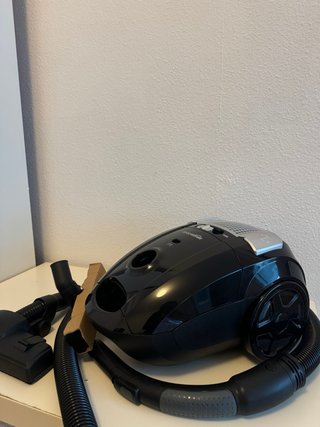 Aspirador Amazon Basics Negro