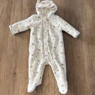 Buzo bebé 6-9 meses 74cm