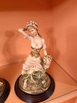 Figuras Porcelana Capodimonte Pareja