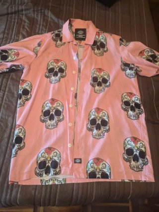 Camisa Dickies Calaveras Rosa Talla S