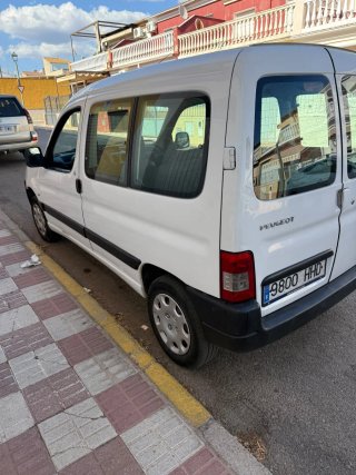 Peugeot Partner 2011