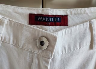 Pantaloni Capri Bianchi Wang Li con Bottoni Argent