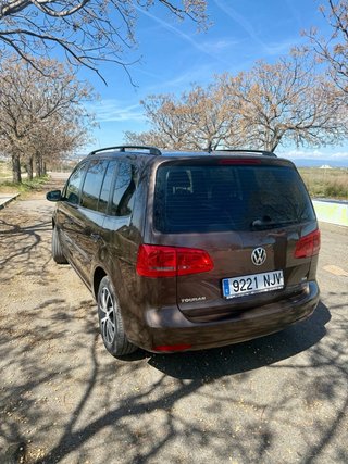 Volkswagen Touran 2011