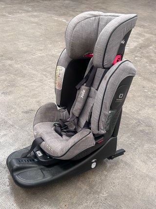 Silla de coche Joie gris