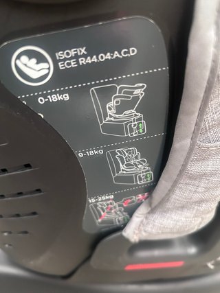 Silla de coche Joie gris