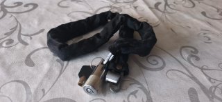 Candados y pinzas para bici y moto.