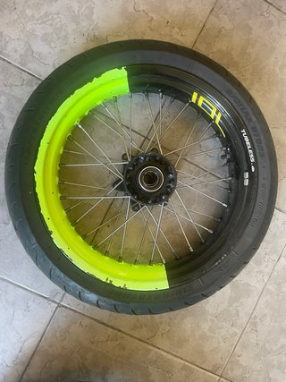 llantas supermotard husqvarna 701 ktm 690