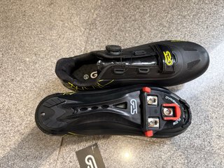 Zapatillas Ciclismo Carretera GES Talla 45 Nuevas