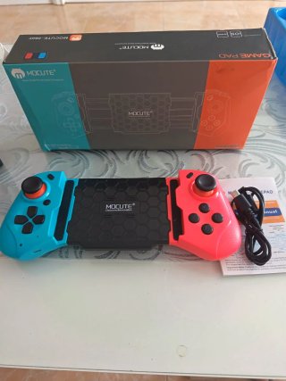 Mando MOCUTE extensible para móvil