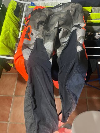 Casco Moto Infantil Fox  Pantalones fox y ufo