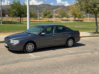 Volvo S80