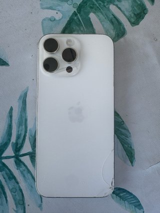 iPhone 16 Pro Max de 256GB en muy buen estado.