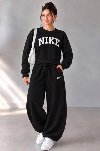 Conjunto Nike Beige Talla Única