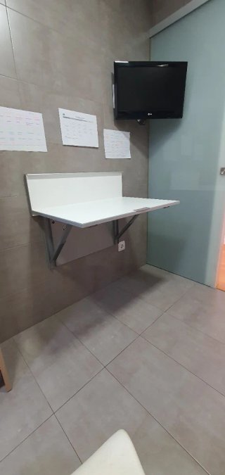 Mesa abatible pared blanca 80x55 cm