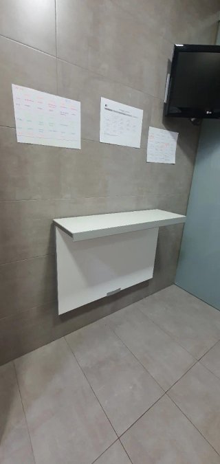 Mesa abatible pared blanca 80x55 cm