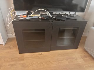 Mueble TV Bestá IKEA marrón oscuro