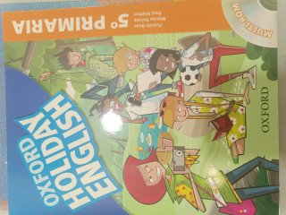 Holiday English 5.º Primaria. Student's Pack 3r...